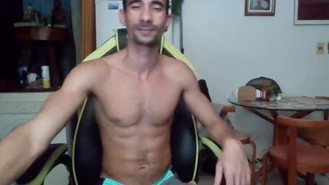 Snapshot of mdbisc chatting on January 13, 2025, 9:52 pm mdbisc online show from January 13, 2025, 9:52 pm