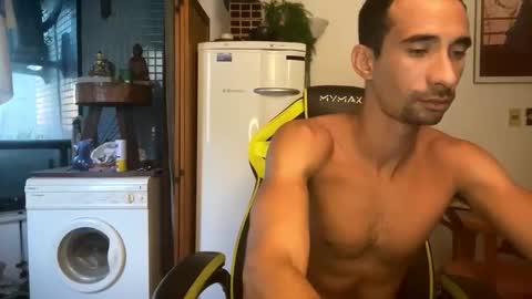 Snapshot of mdbisc chatting on January 31, 2025, 8:54 pm mdbisc online show from January 31, 2025, 8:54 pm