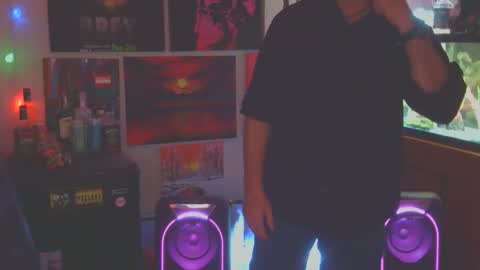 Snapshot of mdtpoker chatting on October 23, 2025, 12:10 am Poker online show from October 23, 2025, 12:10 am