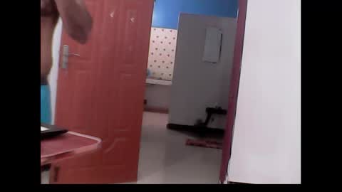 Snapshot of me_hai12 chatting on December 11, 2024, 2:54 pm me_hai12 online show from December 11, 2024, 2:54 pm