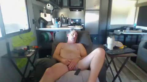 Snapshot of me_him_us_them chatting on November 15, 2025, 6:48 pm me_him_us_them online show from November 15, 2025, 6:48 pm