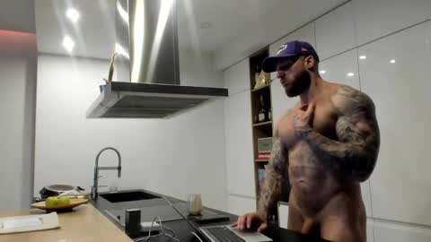 Snapshot of mealphamale chatting on February 9, 2026, 3:38 pm Alpha Male online show from February 9, 2026, 3:38 pm