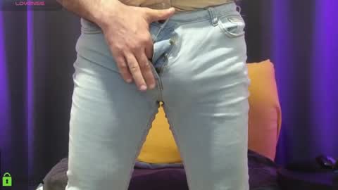 Meaty Roll online show from July 2, 2026, 3:23 am