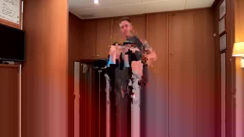 Meau Lest online show from November 7, 2025, 9:26 pm