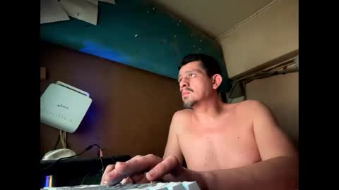 Snapshot of mecera83 chatting on January 1, 2025, 1:27 pm mecera83 online show from January 1, 2025, 1:27 pm