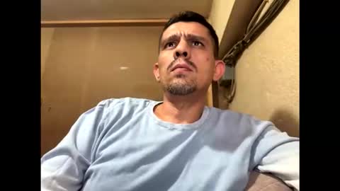 Snapshot of mecera83 chatting on October 5, 2025, 3:10 pm mecera83 online show from October 5, 2025, 3:10 pm