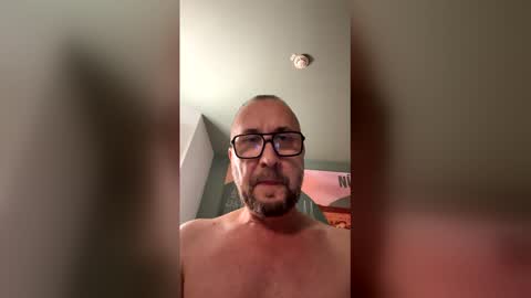 medderick online show from May 6, 2026, 2:51 am