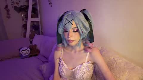 Nicole online show from March 21, 2026, 6:33 pm