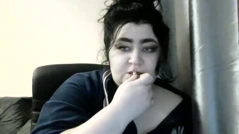 Oltereodora-lima online show from January 22, 2025, 7:35 am