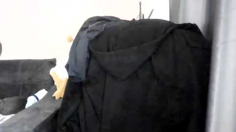 Oltereodora-lima online show from October 15, 2025, 9:42 am