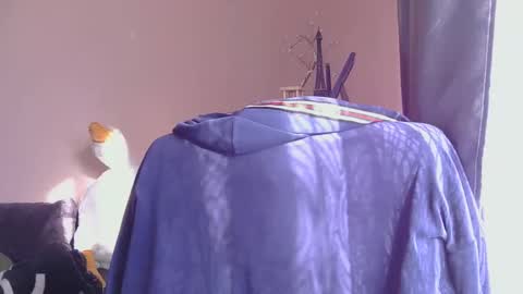 Oltereodora-lima online show from November 12, 2025, 8:04 am