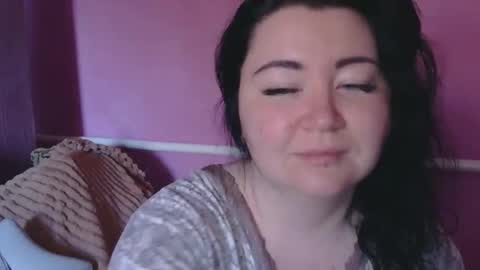 Oltereodora-lima online show from April 27, 2026, 3:48 am