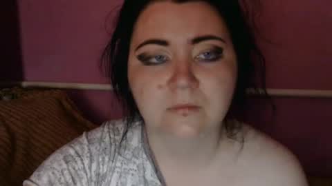 Snapshot of medjik_lool chatting on July 5, 2026, 4:07 am Oltereodora-lima online show from July 5, 2026, 4:07 am