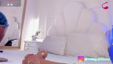 meeganfoox online show from April 2, 2026, 3:37 am