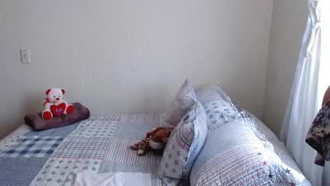 Snapshot of meehturt chatting on March 8, 2025, 6:37 pm anna online show from March 8, 2025, 6:37 pm