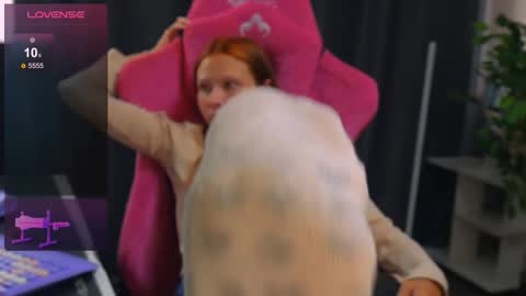 meek_cutie online show from September 10, 2025, 8:58 am