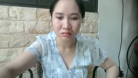 meena_11 online show from May 18, 2026, 4:07 am