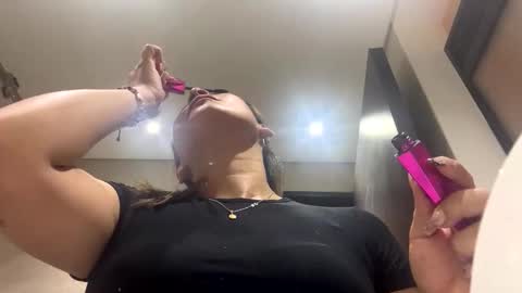 Snapshot of megaan0 chatting on November 2, 2025, 12:18 pm sofi online show from November 2, 2025, 12:18 pm