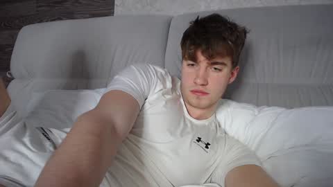 Snapshot of megamaxxxl chatting on February 4, 2025, 5:45 pm Max online show from February 4, 2025, 5:45 pm