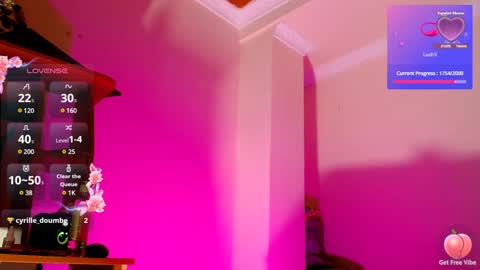megan_7777 online show from January 28, 2025, 11:17 pm