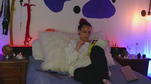 Megan online show from September 24, 2025, 3:48 pm