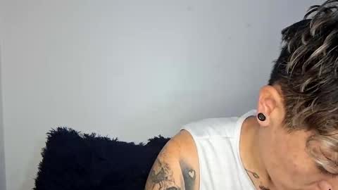 Snapshot of megan_coop3r_ chatting on September 19, 2025, 2:57 am Megan and sophi online show from September 19, 2025, 2:57 am