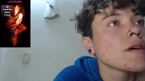 Snapshot of megan_coop3r_ chatting on October 20, 2025, 1:28 am Megan and sophi online show from October 20, 2025, 1:28 am