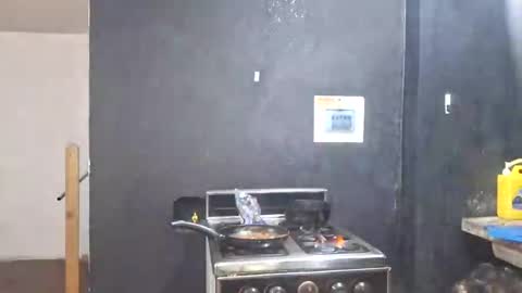 Snapshot of megan_coop3r_ chatting on November 8, 2025, 11:58 pm Megan and sophi online show from November 8, 2025, 11:58 pm