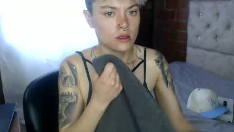 Snapshot of megan_coop3r_ chatting on July 4, 2026, 12:22 pm Megan and sophi online show from July 4, 2026, 12:22 pm