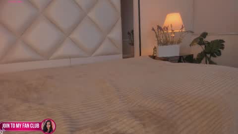 Snapshot of megan_dh chatting on November 7, 2025, 11:54 am Megan online show from November 7, 2025, 11:54 am