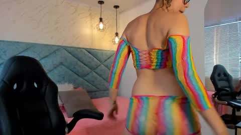 Megan Love online show from May 8, 2026, 9:09 pm