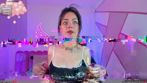 megan_shyne online show from April 4, 2026, 11:24 pm