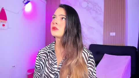 Snapshot of megan_star73 chatting on January 19, 2025, 11:56 am Megan online show from January 19, 2025, 11:56 am