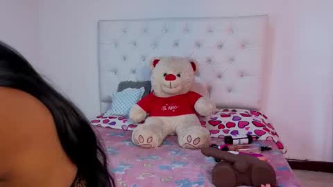 Snapshot of megan_stathan chatting on February 14, 2026, 6:37 pm Megan online show from February 14, 2026, 6:37 pm