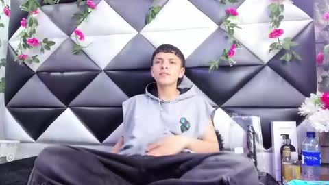 megan_thompsonn_ online show from October 17, 2025, 2:26 am