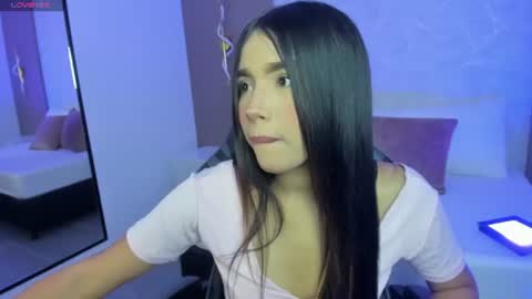 Snapshot of megan_thorp chatting on June 23, 2026, 4:21 am Sheila online show from June 23, 2026, 4:21 am