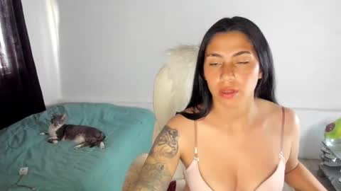 Snapshot of megan_waldman chatting on January 1, 2025, 7:53 pm Megan online show from January 1, 2025, 7:53 pm