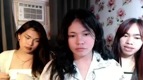 Snapshot of megan_younng chatting on July 14, 2026, 2:01 pm MEGAN online show from July 14, 2026, 2:01 pm