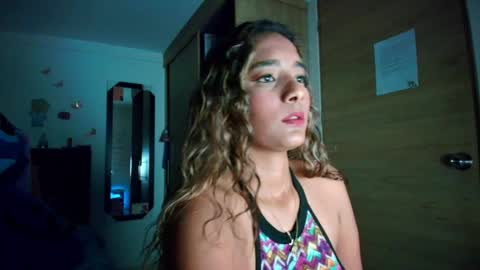 M E G A N   online show from March 26, 2026, 9:42 pm