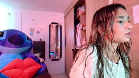 M E G A N   online show from April 17, 2026, 8:12 pm