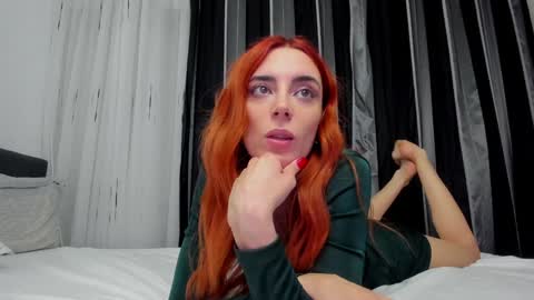 Snapshot of megancherrly chatting on December 7, 2024, 12:19 am megancherrly online show from December 7, 2024, 12:19 am