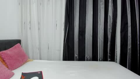 Snapshot of megancherrly chatting on March 11, 2026, 9:54 pm megancherrly online show from March 11, 2026, 9:54 pm