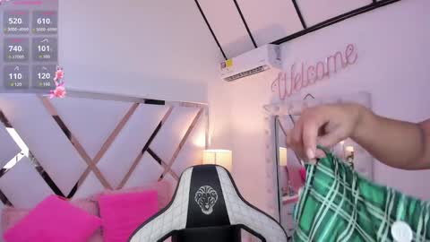 Megan  online show from April 7, 2026, 8:53 pm