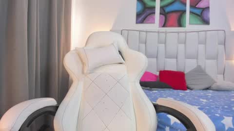 Megan Queen online show from July 3, 2026, 12:22 pm