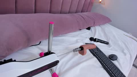 Snapshot of megansaenz_1 chatting on December 27, 2024, 11:53 pm Megan online show from December 27, 2024, 11:53 pm