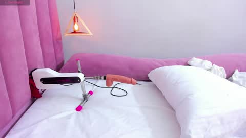 Snapshot of megansaenz_1 chatting on October 2, 2025, 8:05 pm Megan online show from October 2, 2025, 8:05 pm