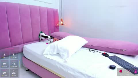 Snapshot of megansaenz_1 chatting on October 14, 2025, 7:58 pm Megan online show from October 14, 2025, 7:58 pm