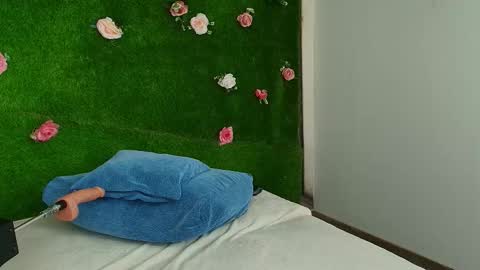 Snapshot of megatitts_ chatting on March 15, 2026, 5:30 pm megatitts_ online show from March 15, 2026, 5:30 pm