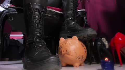 Goddess Sara online show from February 13, 2026, 2:07 am