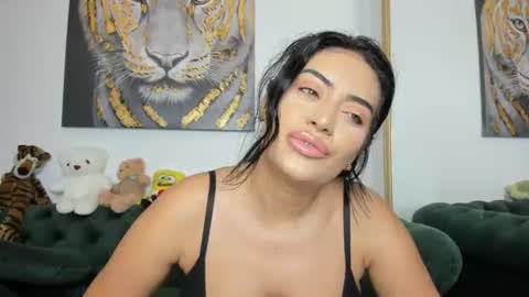 Snapshot of megpalmer chatting on June 24, 2026, 8:08 pm megpalmer online show from June 24, 2026, 8:08 pm